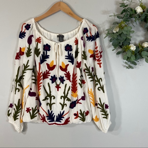 chelsea and theodore embroidered peasant blouse